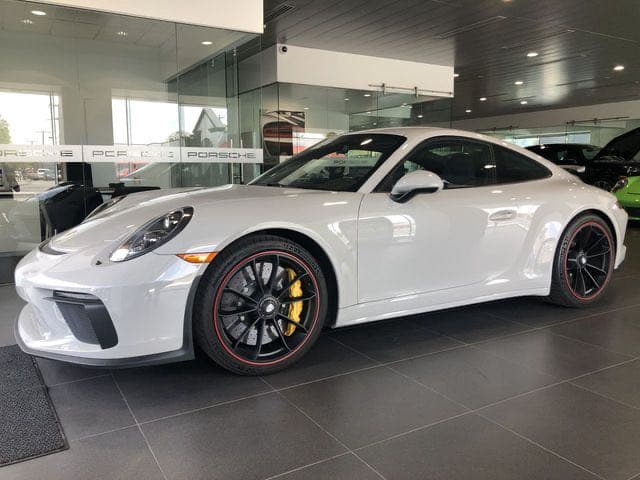 2019 Porsche 911 GT3 Touring in Chalk