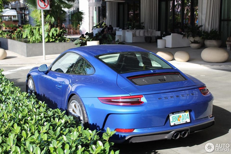 2018 Porsche 911 GT3 Touring in Sapphire Blue Metallic