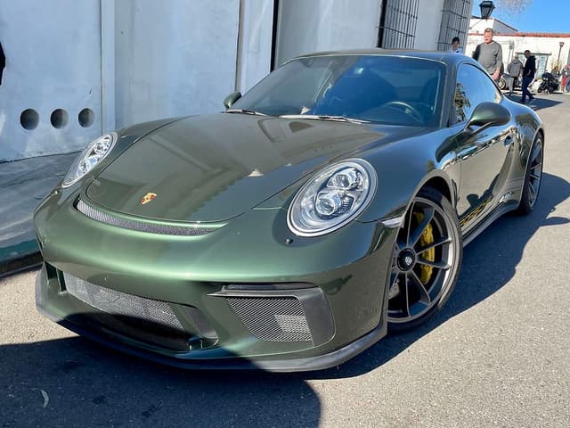 2018 Porsche 911 GT3 Touring in Exterior in Custom Color Metallic — photo 1