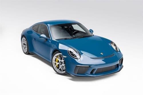 2018 Porsche 911 GT3 Touring in Exterior in Custom Color Non-Metallic — photo 3
