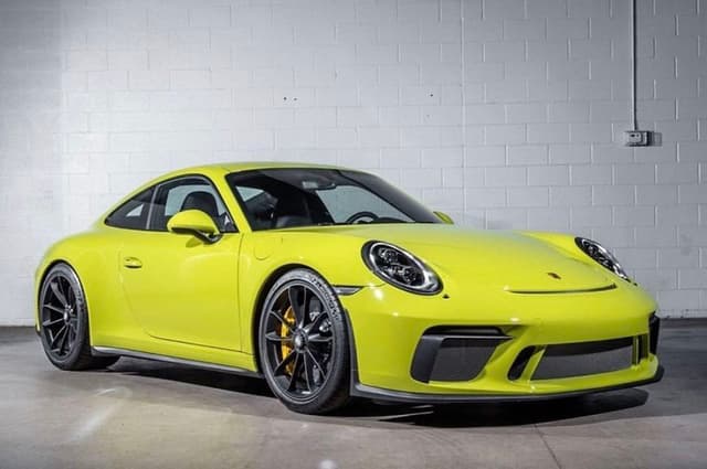 2018 Porsche 911 GT3 Touring in Exterior in Custom Color Non-Metallic — photo 2