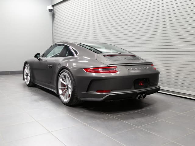 2018 Porsche 911 GT3 Touring in Unknown — photo 5