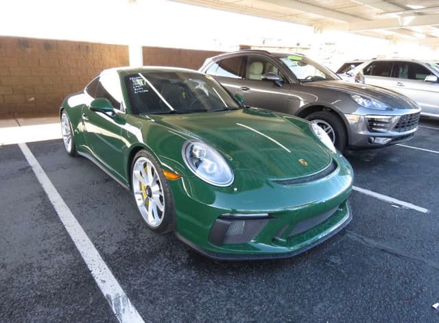 2018 Porsche 911 GT3 Touring in Exterior in Custom Color Non-Metallic — photo 3