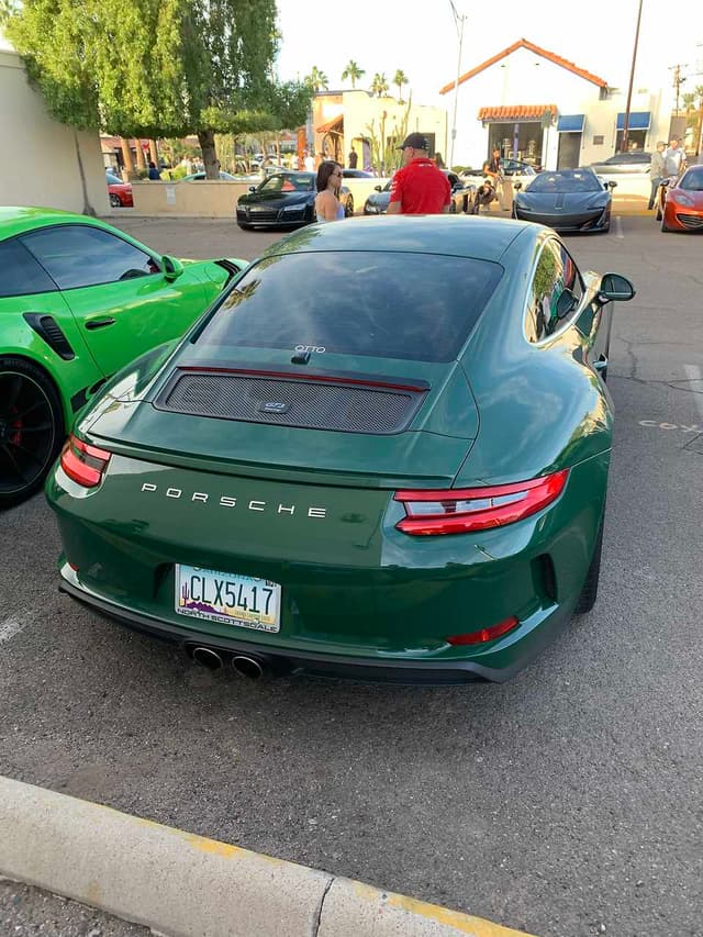 2018 Porsche 911 GT3 Touring in Exterior in Custom Color Non-Metallic — photo 5