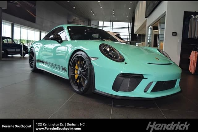 2018 Porsche 911 GT3 Touring in Exterior in Custom Color Non-Metallic — photo 2