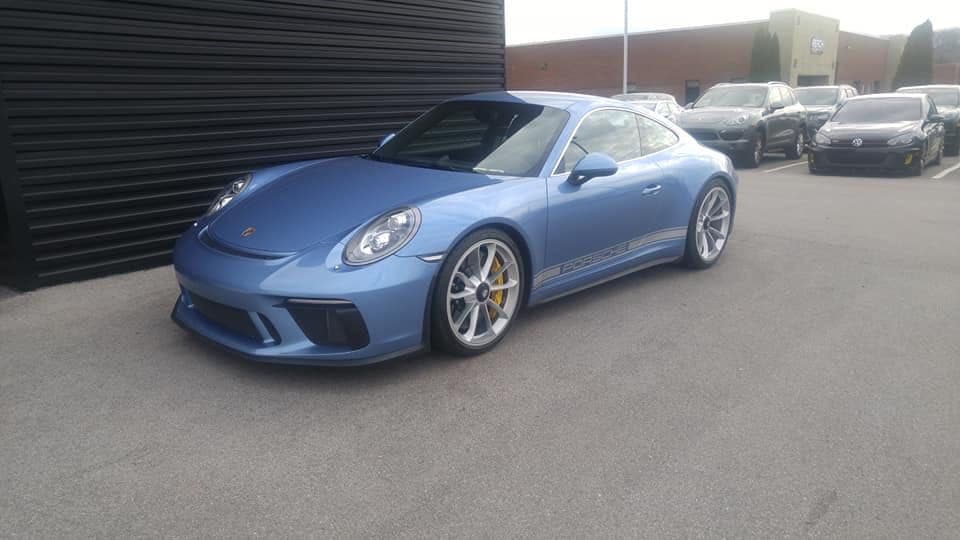2018 Porsche 911 GT3 Touring in Exterior in Custom Color Metallic