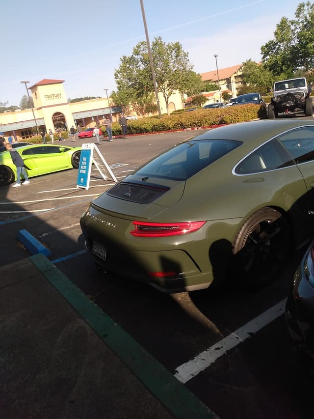 2019 Porsche 911 GT3 Touring in Exterior in Custom Color Non-Metallic — photo 1