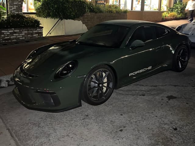 2019 Porsche 911 GT3 Touring in Exterior in Custom Color Non-Metallic — photo 2