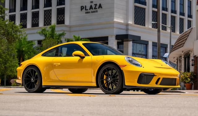 2019 Porsche 911 GT3 Touring in Exterior in Custom Color Non-Metallic — photo 2