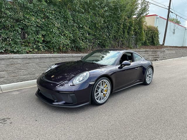 2019 Porsche 911 GT3 Touring in Exterior in Custom Color Metallic — photo 7
