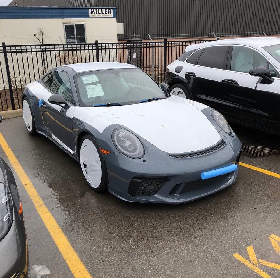 2018 Porsche 911 GT3 Touring in Graphite Blue Metallic