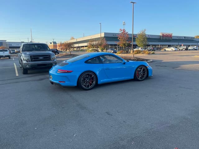 2018 Porsche 911 GT3 Touring in Exterior in Custom Color Non-Metallic — photo 2