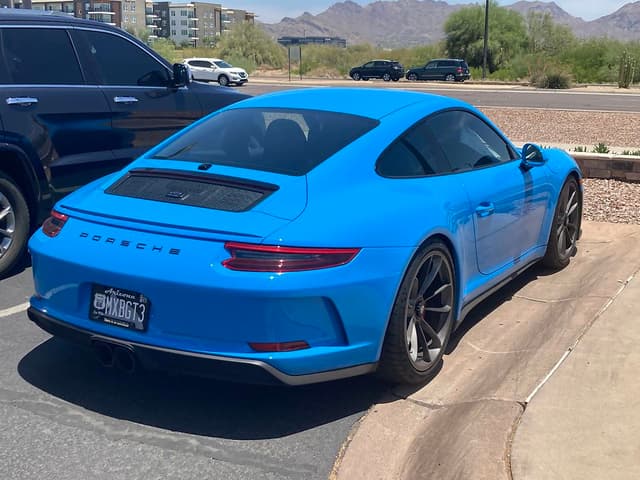 2018 Porsche 911 GT3 Touring in Exterior in Custom Color Non-Metallic — photo 3