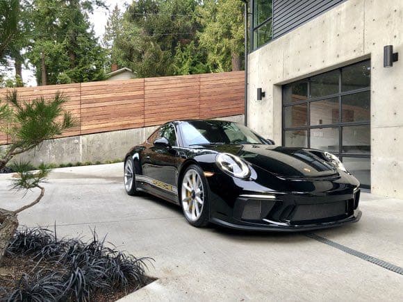 2018 Porsche 911 GT3 Touring in Black