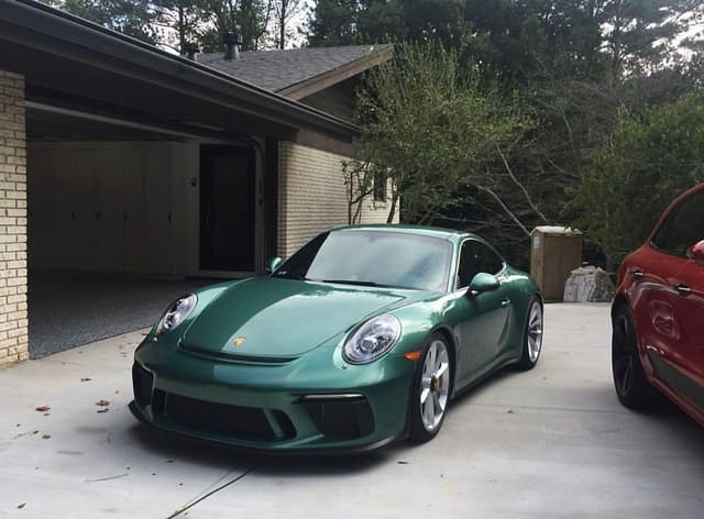 2018 Porsche 911 GT3 Touring in Exterior in Custom Color Metallic — photo 1