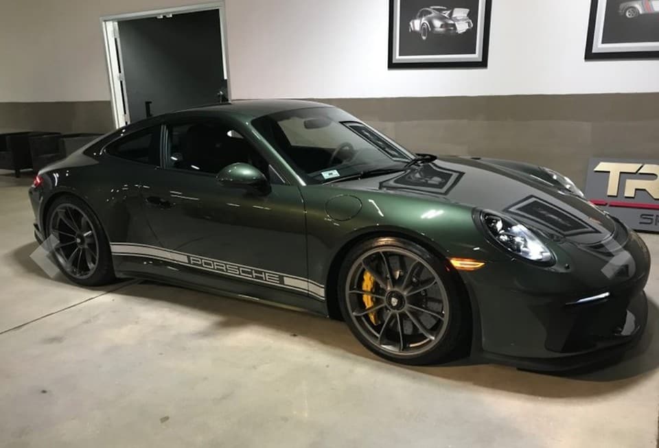 2018 Porsche 911 GT3 Touring in Exterior in Custom Color Metallic