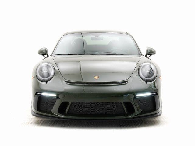 2018 Porsche 911 GT3 Touring in Exterior in Custom Color Non-Metallic — photo 3