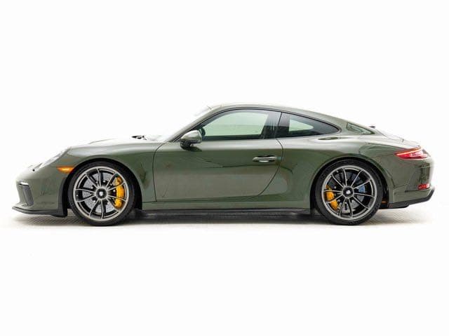 2018 Porsche 911 GT3 Touring in Exterior in Custom Color Non-Metallic — photo 4