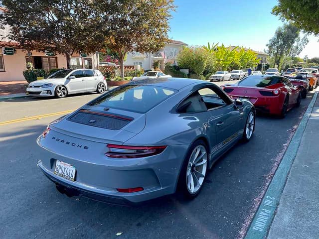 2019 Porsche 911 GT3 Touring in Exterior in Custom Color Non-Metallic — photo 3