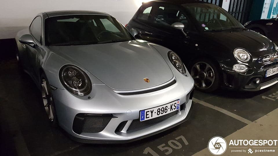 2018 Porsche 911 GT3 Touring in GT Silver Metallic